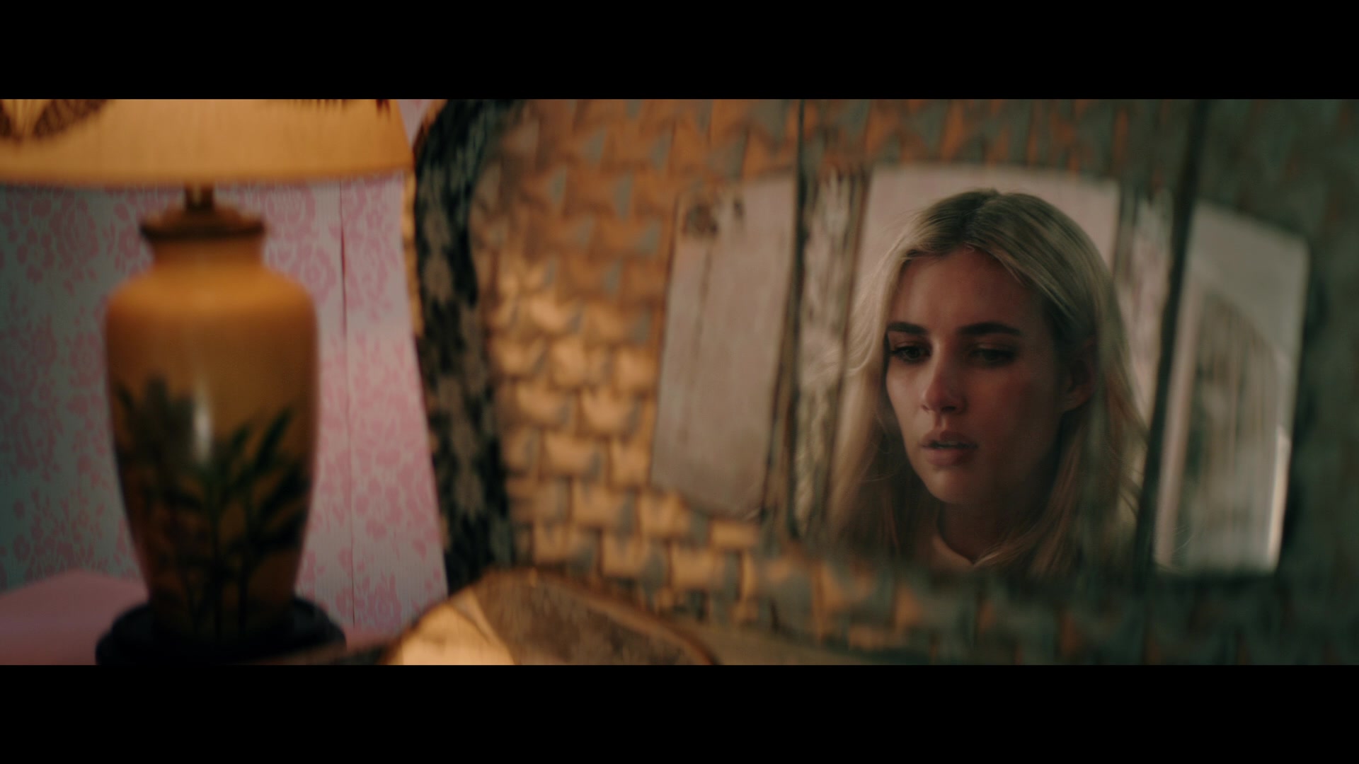 Abandoned_2022_1080p_BluRay__03654.jpg