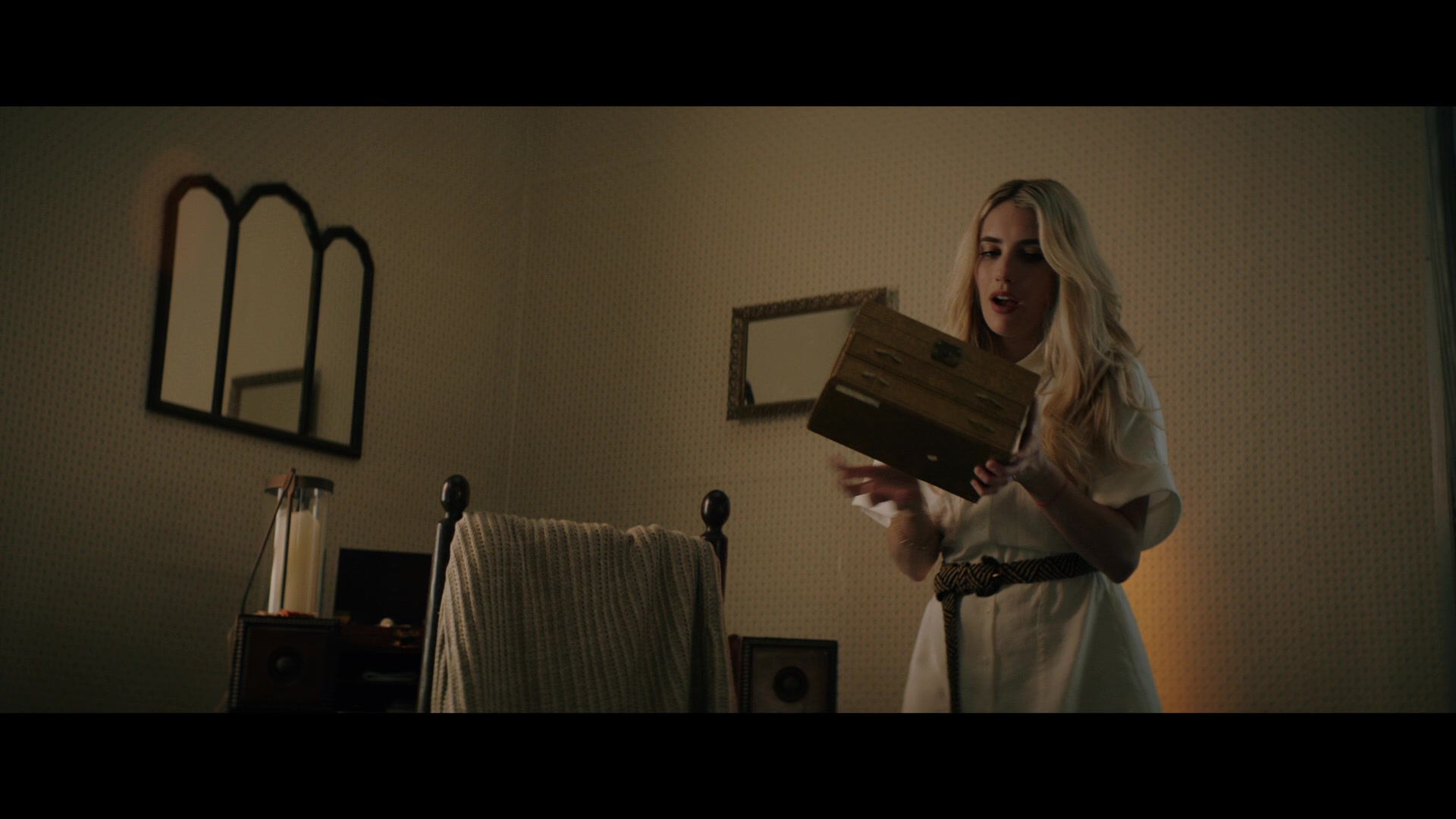 Abandoned_2022_1080p_BluRay__03917.jpg