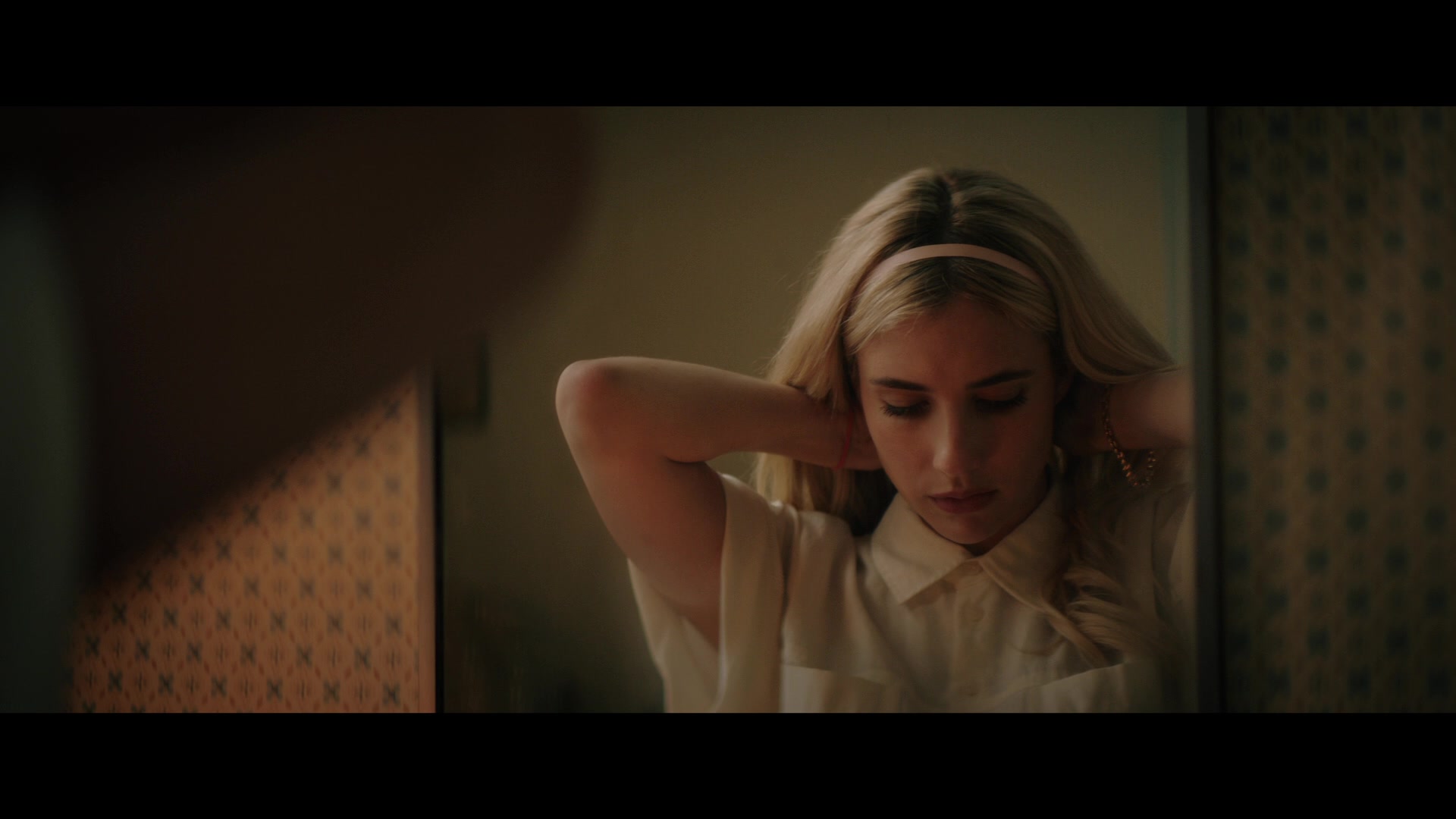 Abandoned_2022_1080p_BluRay__04176.jpg