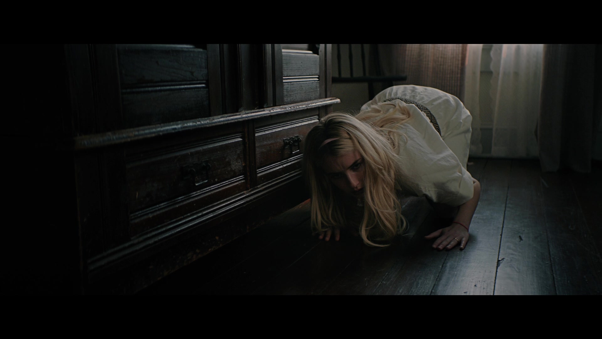 Abandoned_2022_1080p_BluRay__05631.jpg