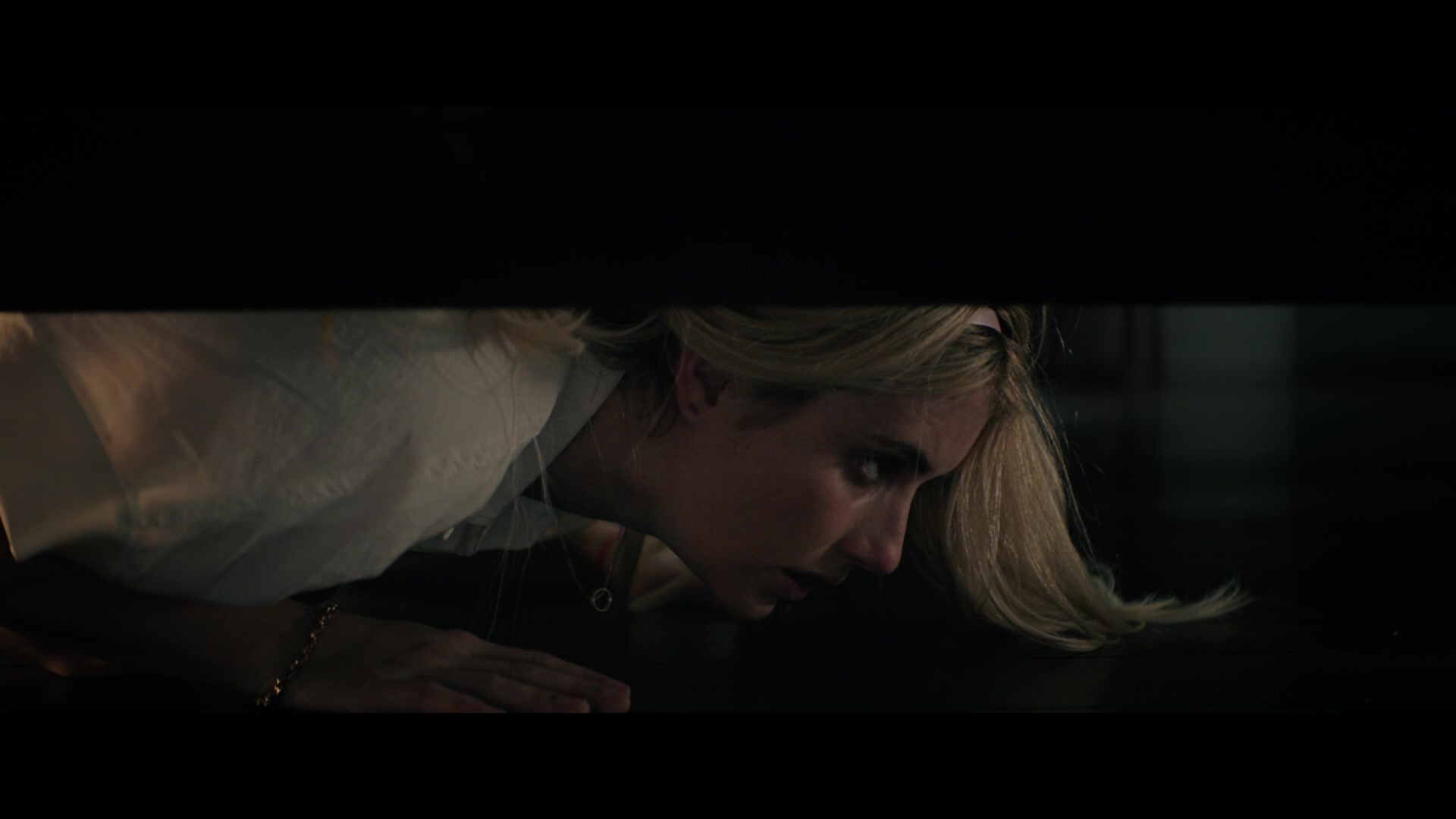 Abandoned_2022_1080p_BluRay__05653.jpg