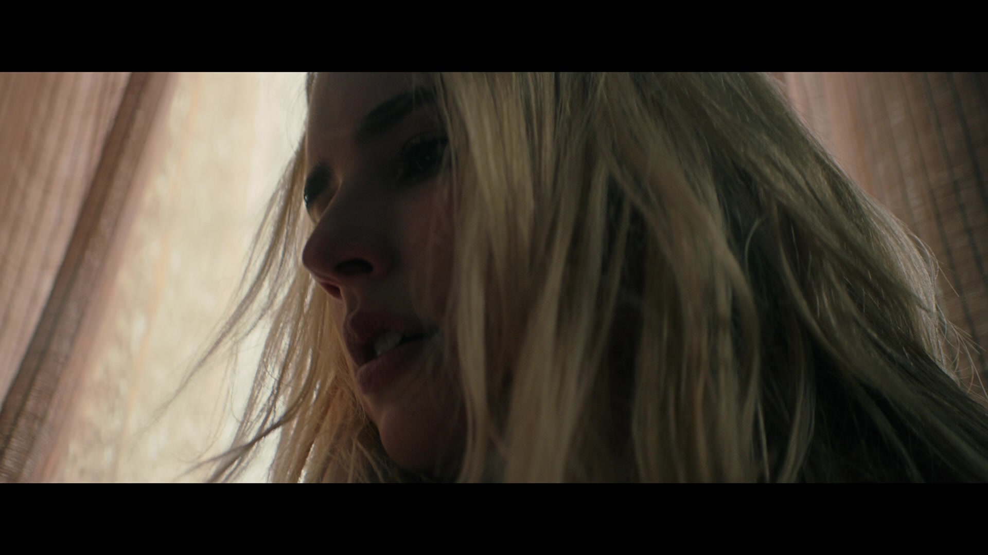 Abandoned_2022_1080p_BluRay__05693.jpg