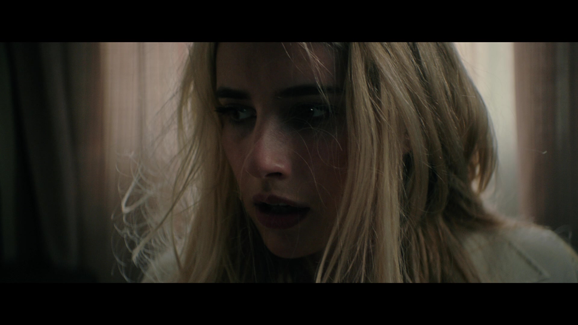 Abandoned_2022_1080p_BluRay__05695.jpg