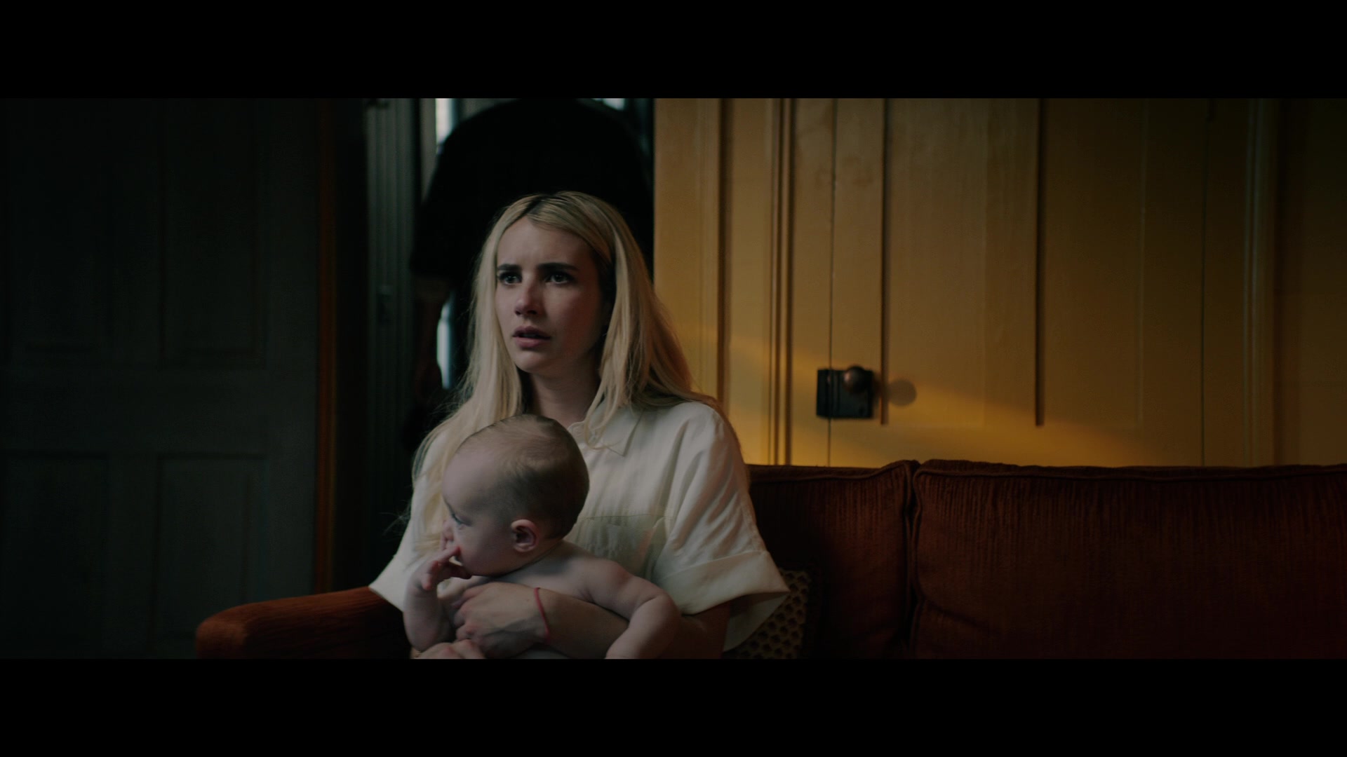 Abandoned_2022_1080p_BluRay__06170.jpg