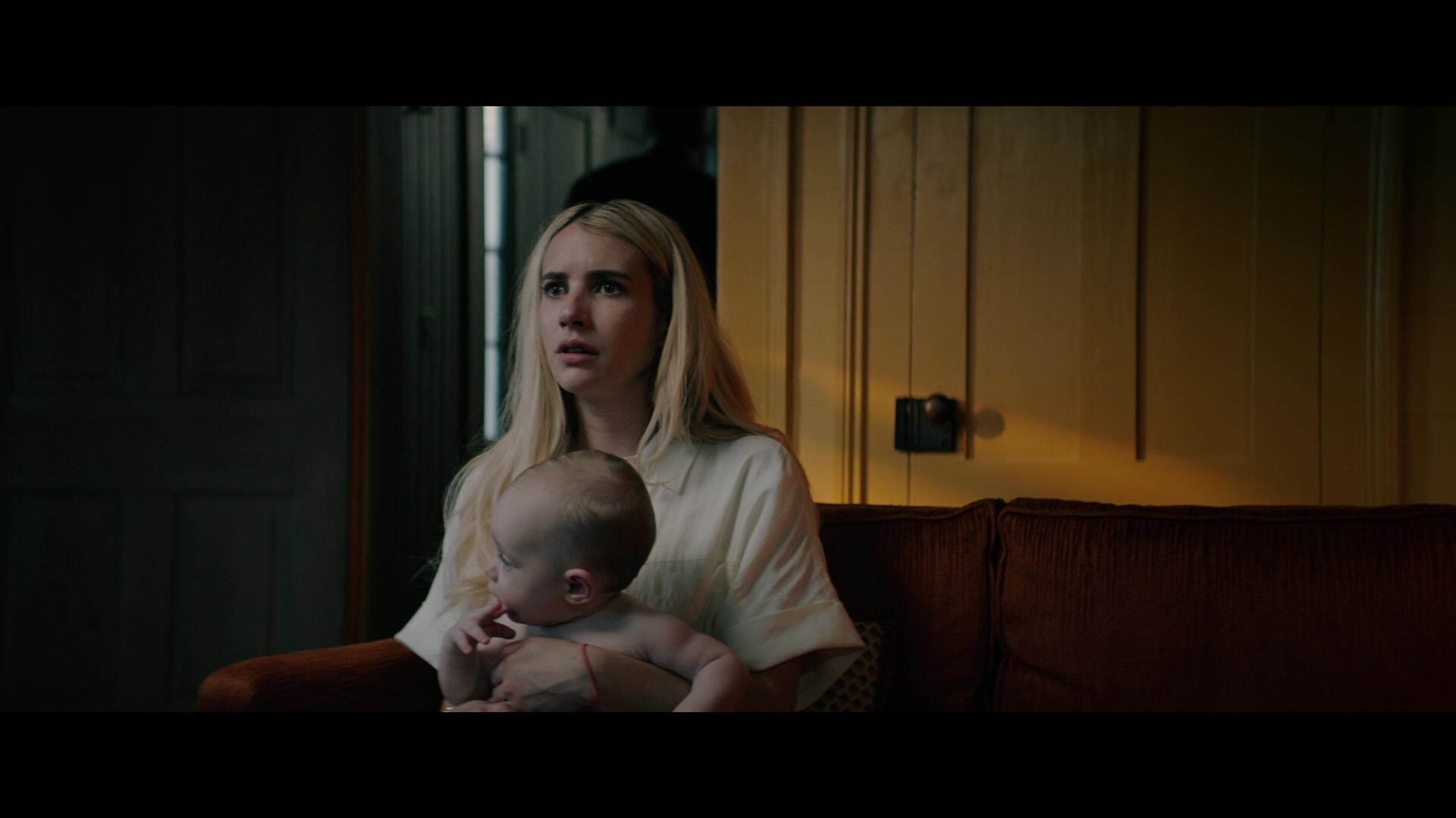 Abandoned_2022_1080p_BluRay__06173.jpg