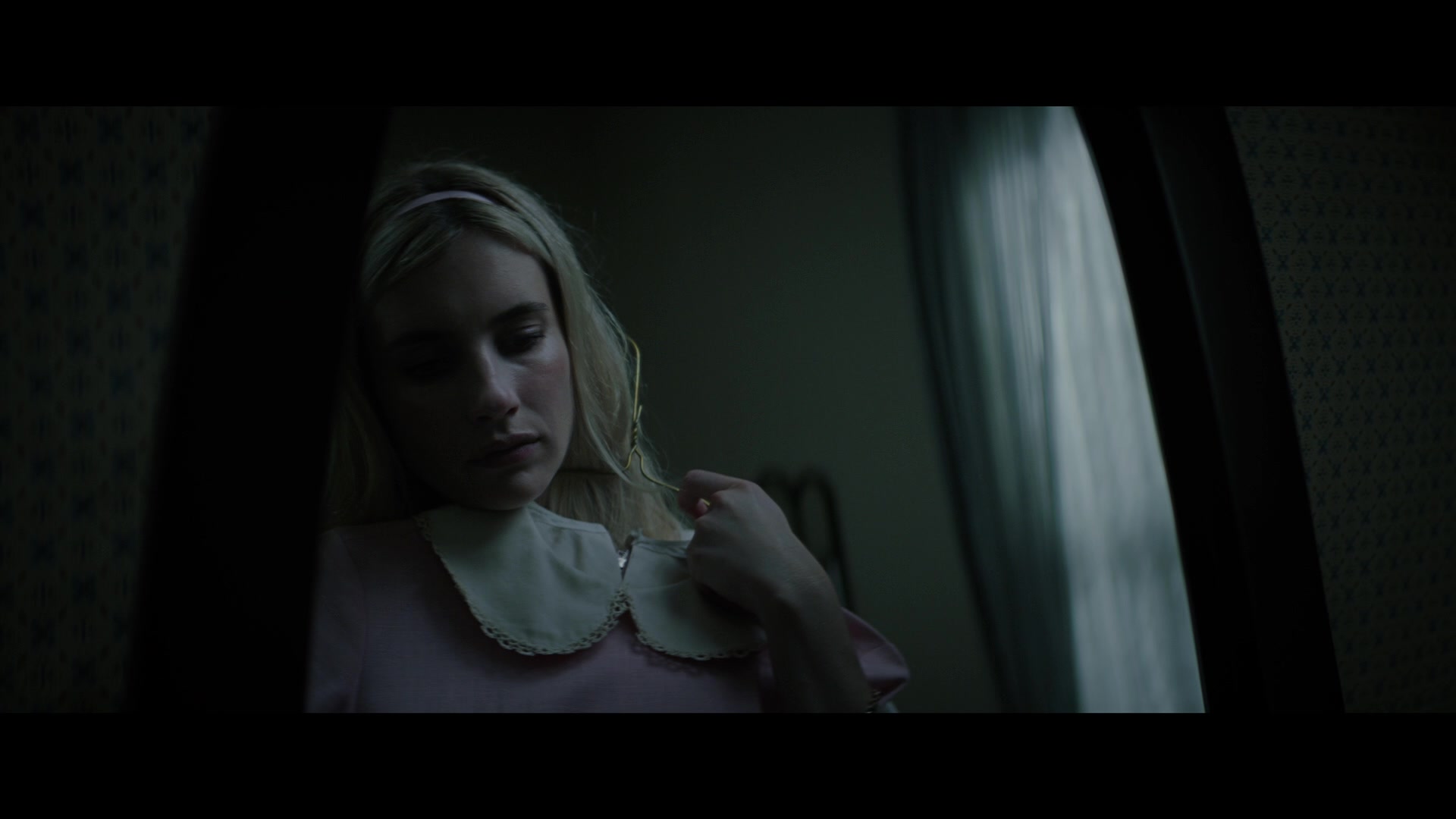 Abandoned_2022_1080p_BluRay__06228.jpg