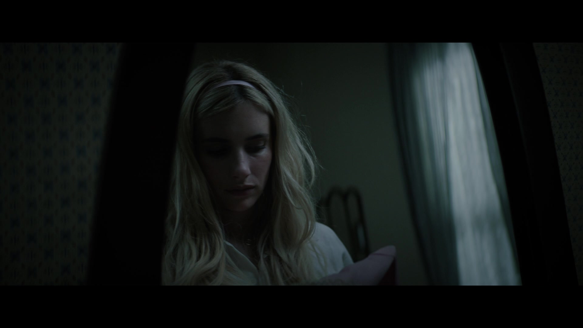 Abandoned_2022_1080p_BluRay__06240.jpg