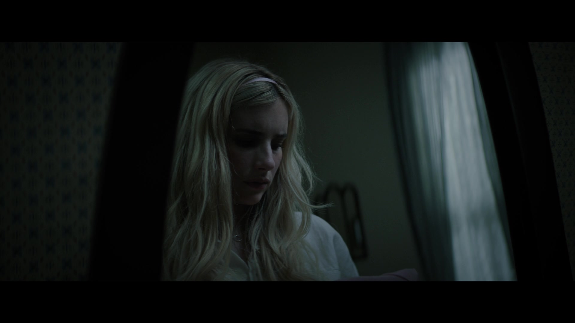 Abandoned_2022_1080p_BluRay__06245.jpg