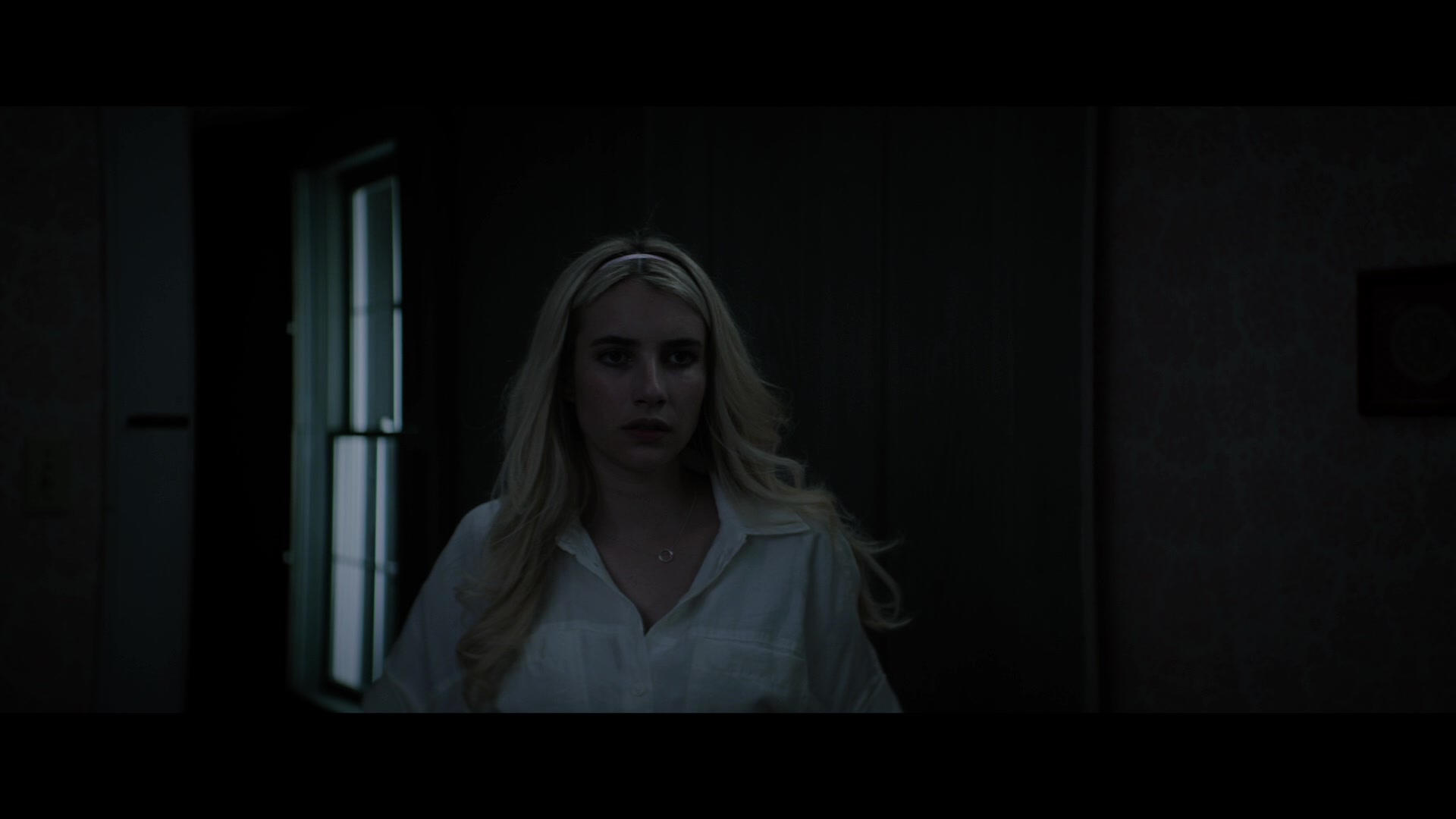 Abandoned_2022_1080p_BluRay__06285.jpg