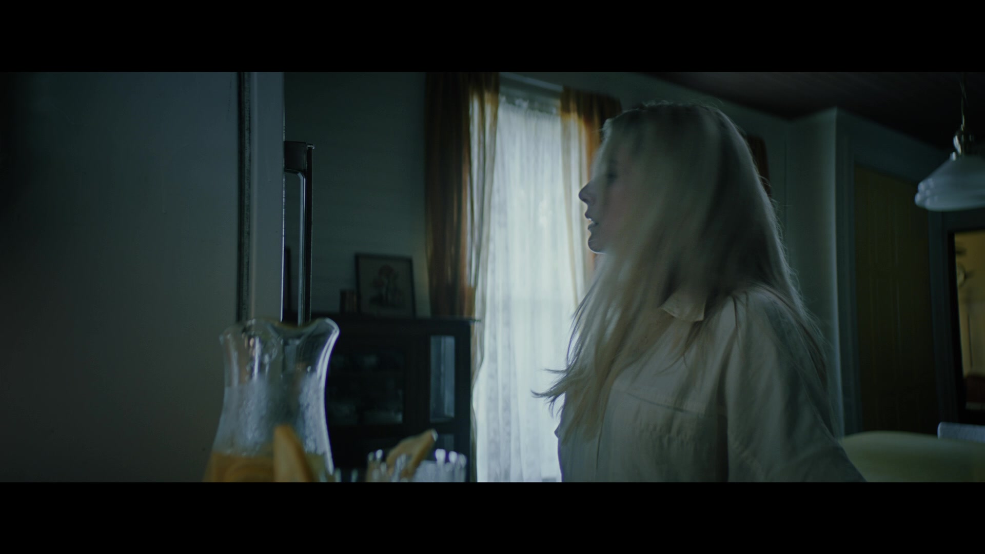 Abandoned_2022_1080p_BluRay__10173.jpg