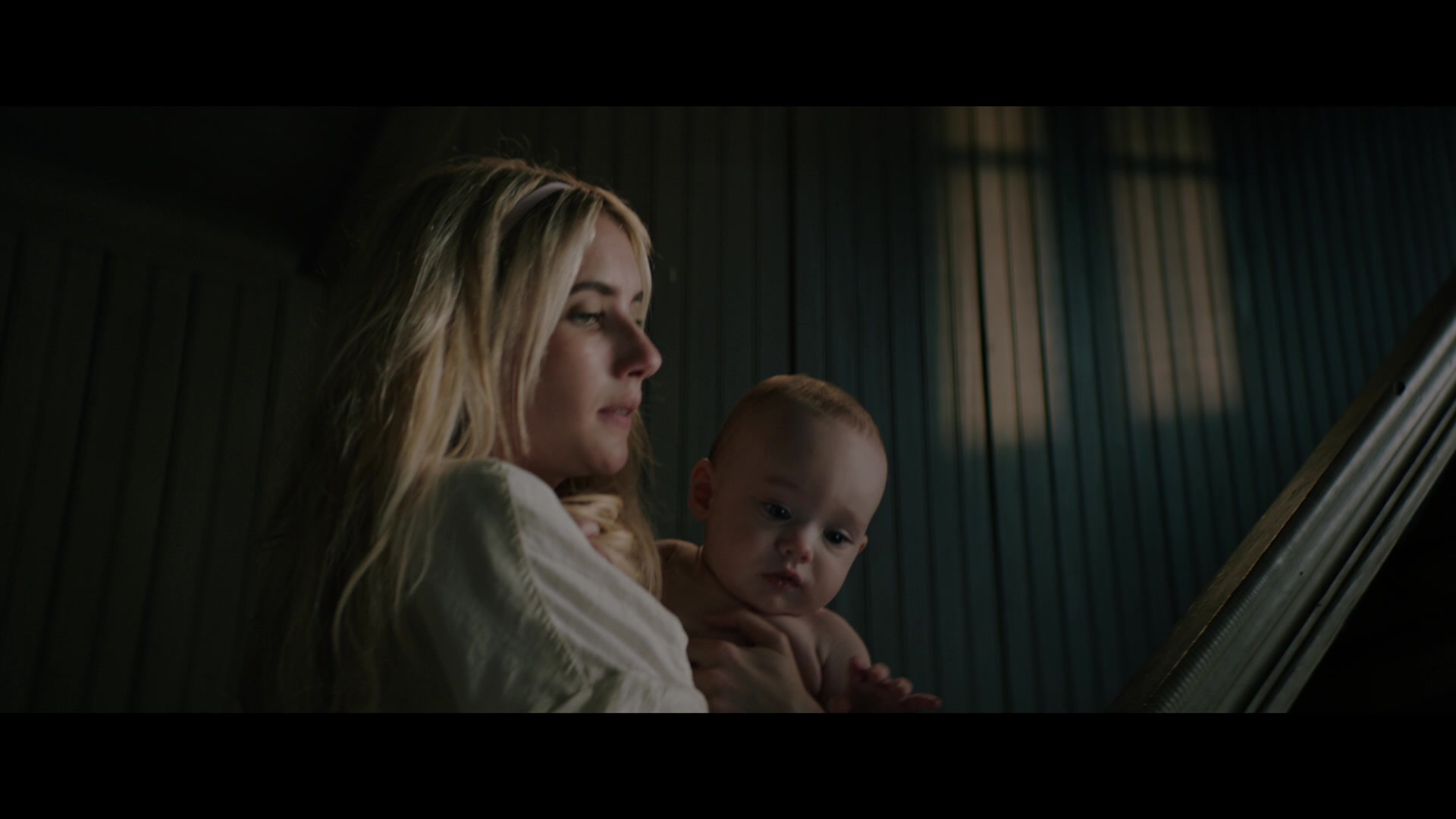 Abandoned_2022_1080p_BluRay__11796.jpg