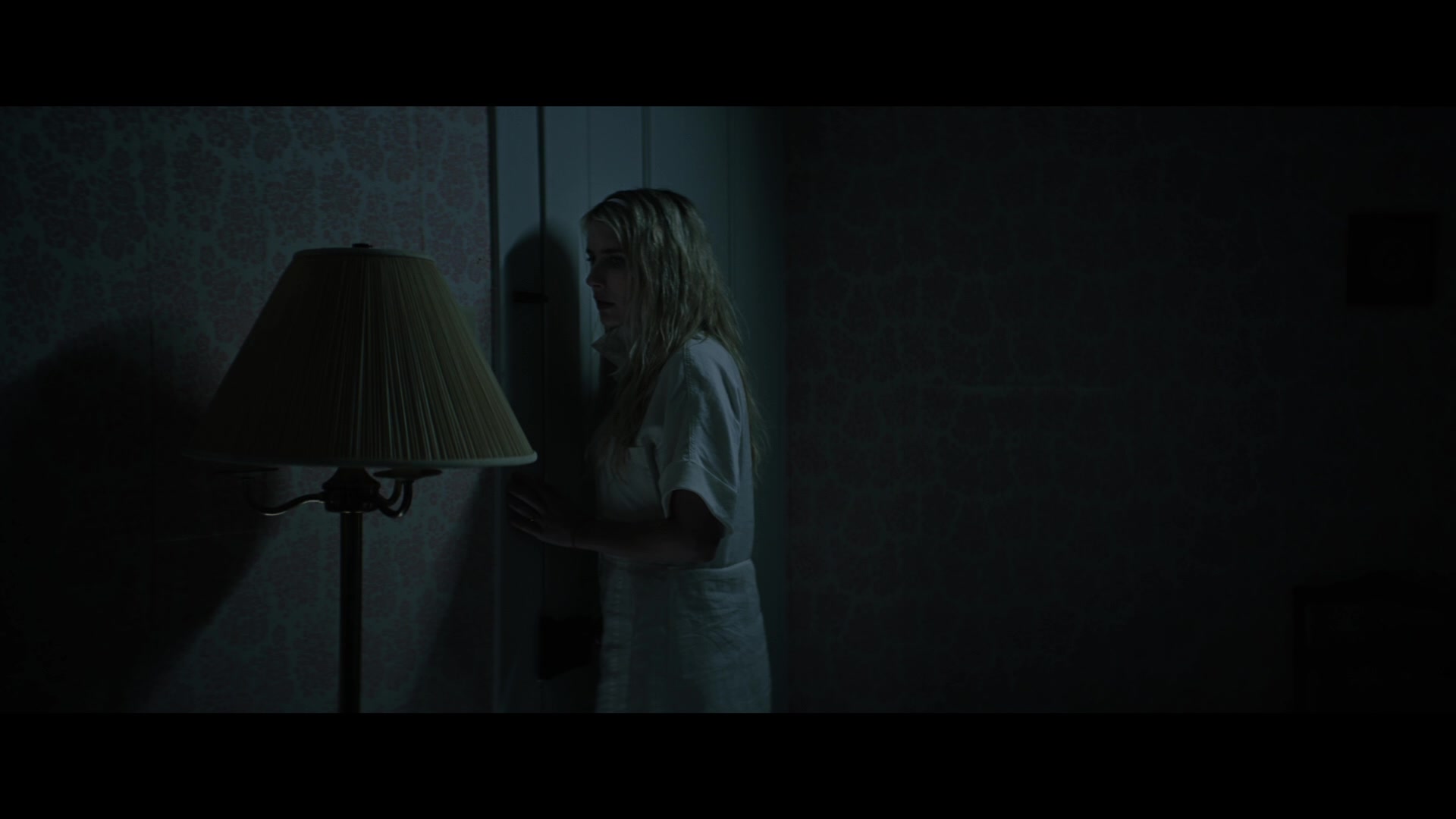 Abandoned_2022_1080p_BluRay__12532.jpg