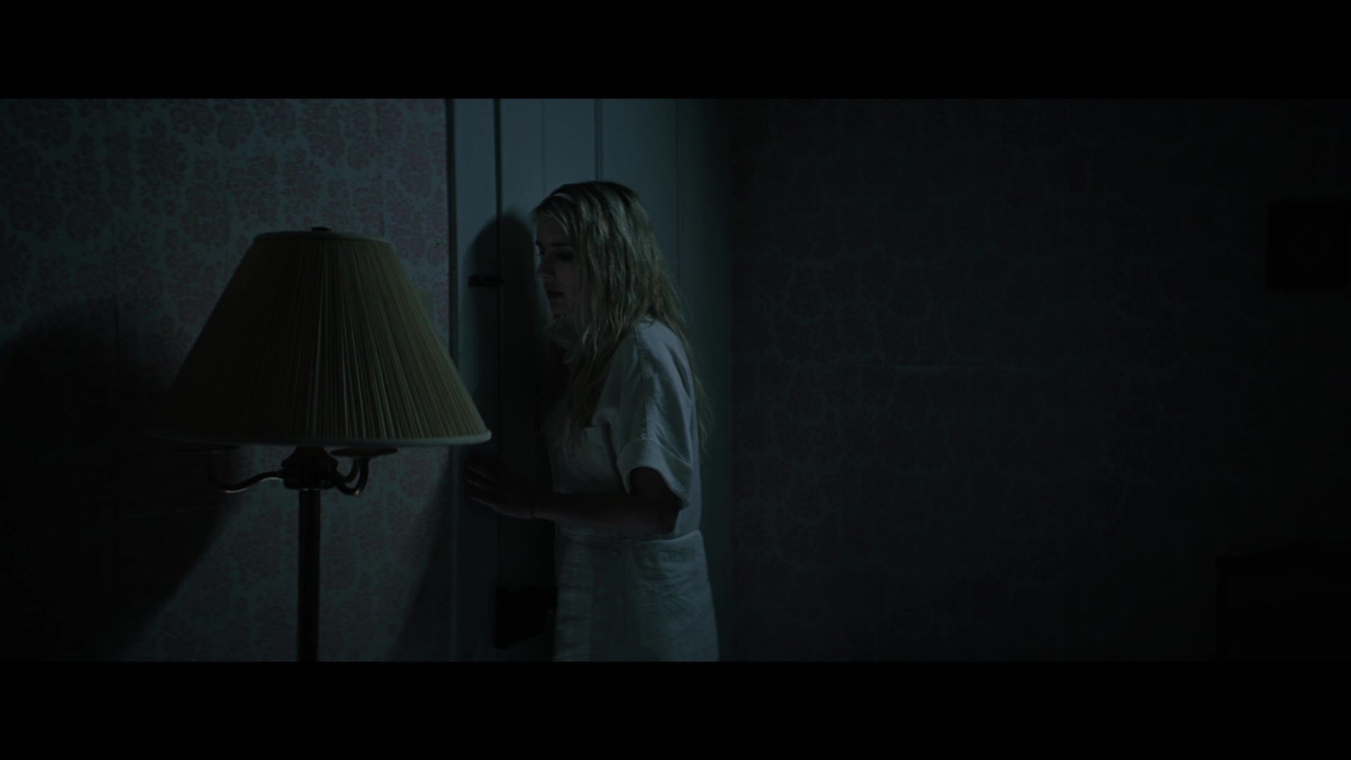 Abandoned_2022_1080p_BluRay__12537.jpg