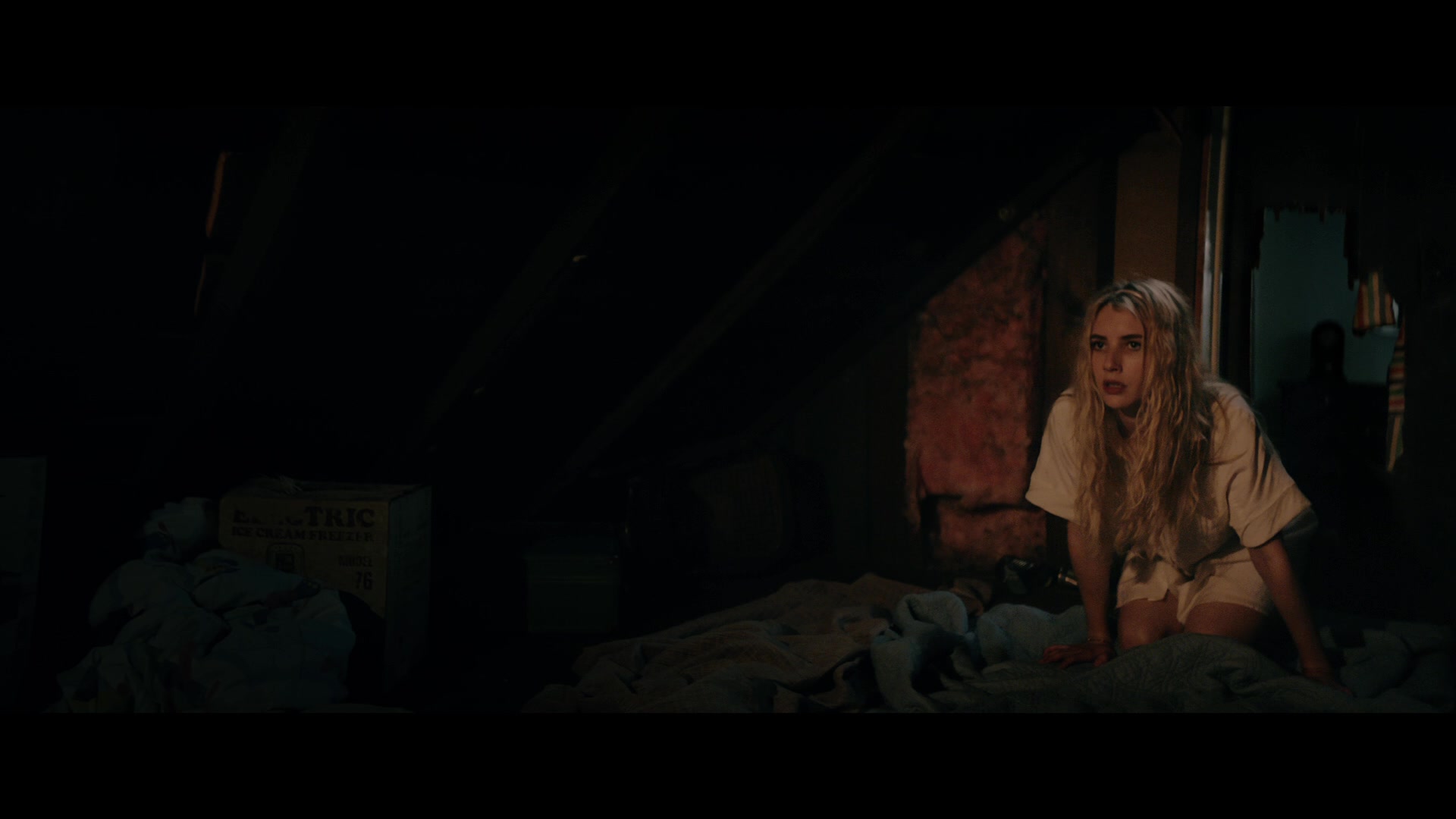 Abandoned_2022_1080p_BluRay__12807.jpg