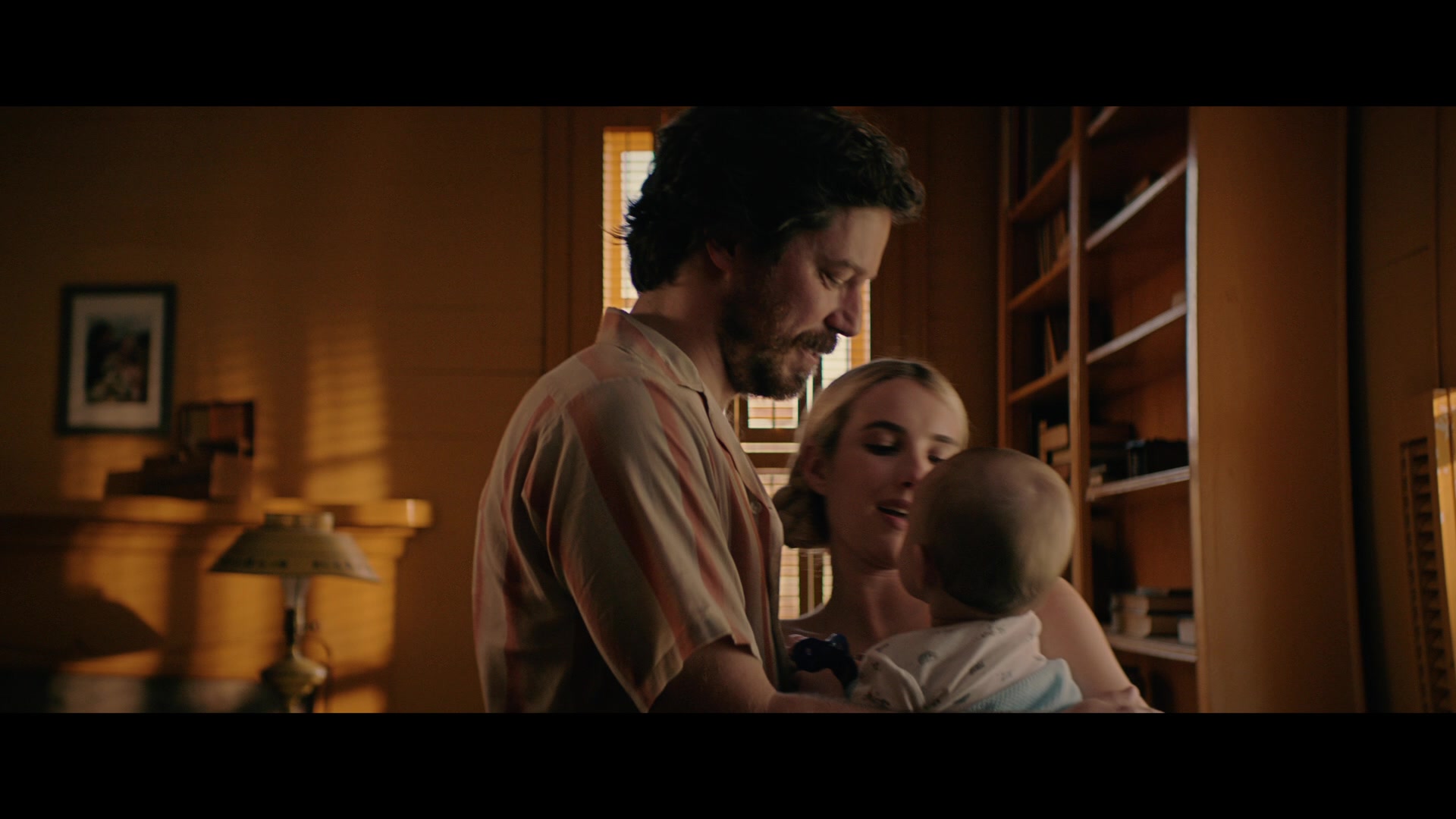 Abandoned_2022_1080p_BluRay__13928.jpg