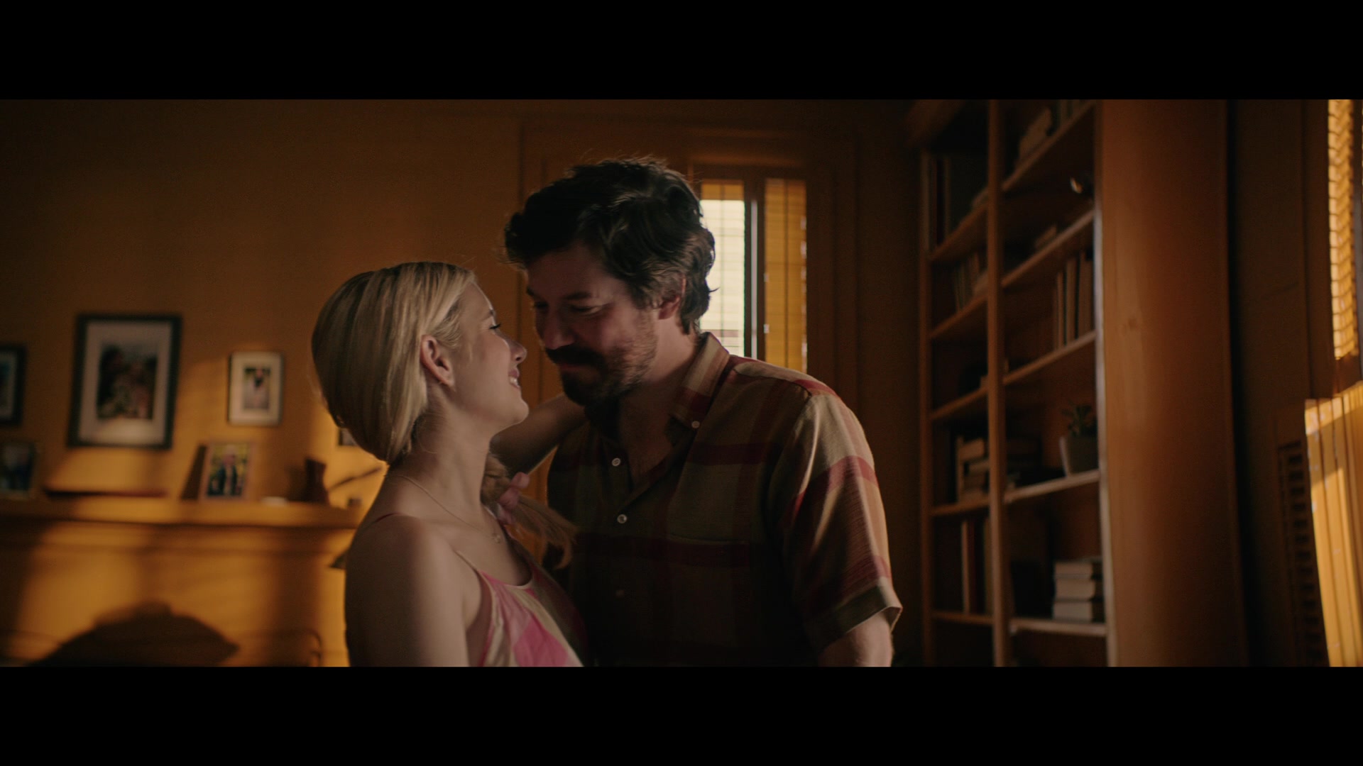 Abandoned_2022_1080p_BluRay__13985.jpg