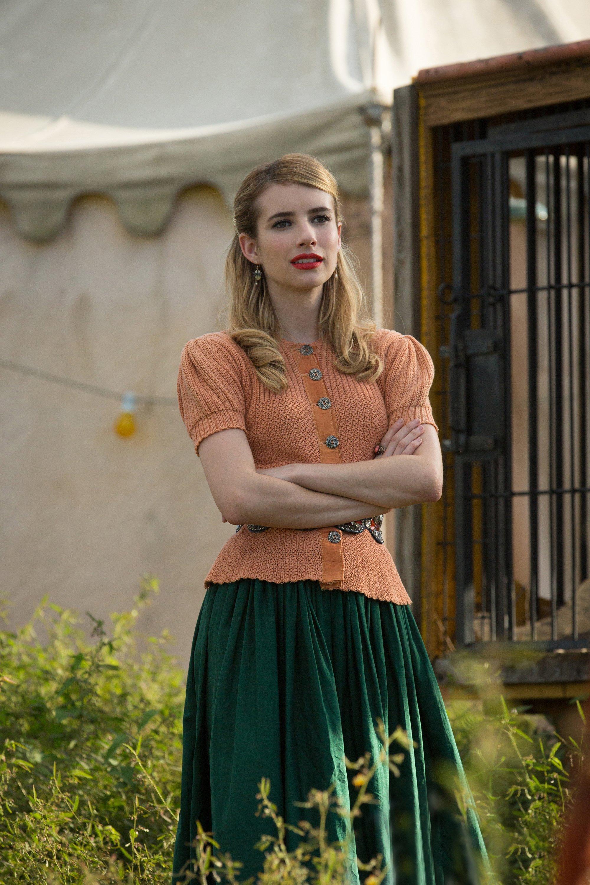 AHSFreakShow_4x07_Stills_28129.jpg