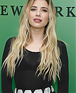 KateSpadeFall2023ReadyWearRunwayShow_Shutterstock_28229~0.jpg