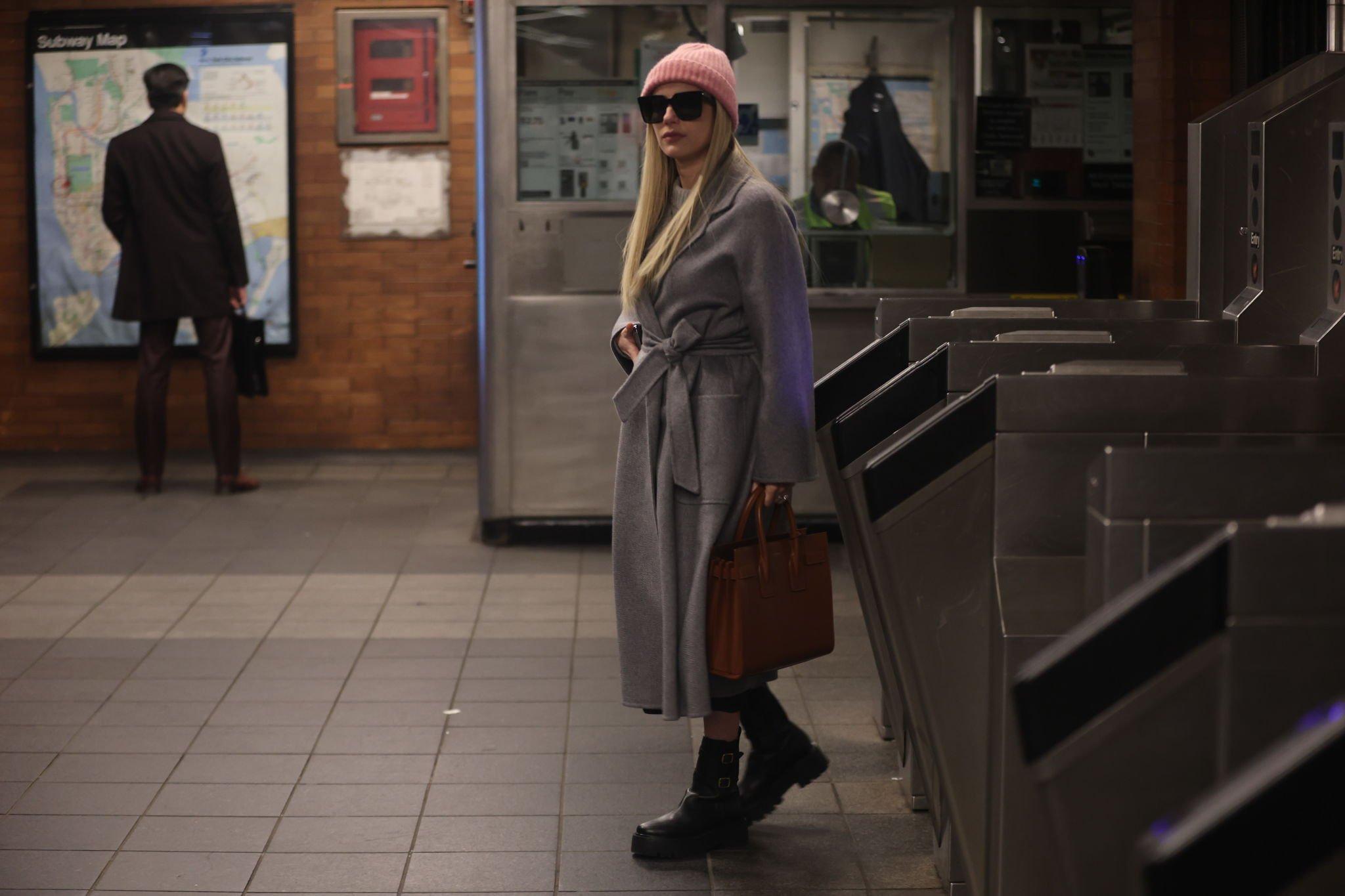 Filming_AHS_SubwayInside_NYC_April25_283029.jpg