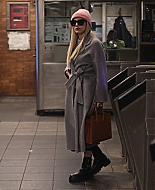 Filename=Filming_AHS_SubwayInside_NYC_April25_283029.jpg
Filesize=178KiB
Dimensions=2048x1365
Date added=Oct 11, 2025 Filming_AHS_SubwayInside_NYC_April25_283029.jpg