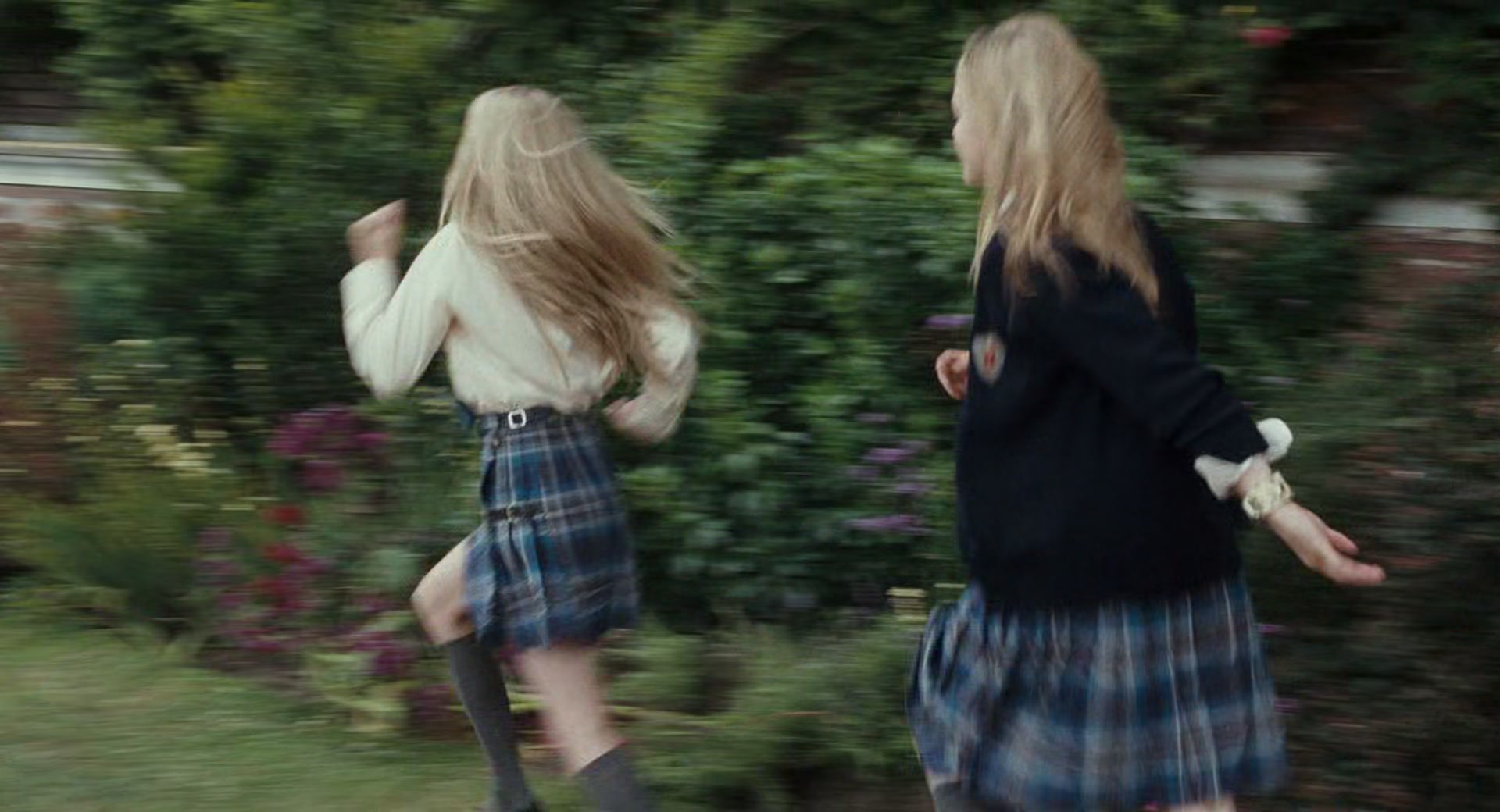 Wild_Child_2008_1080p_BluRay__05460.jpg