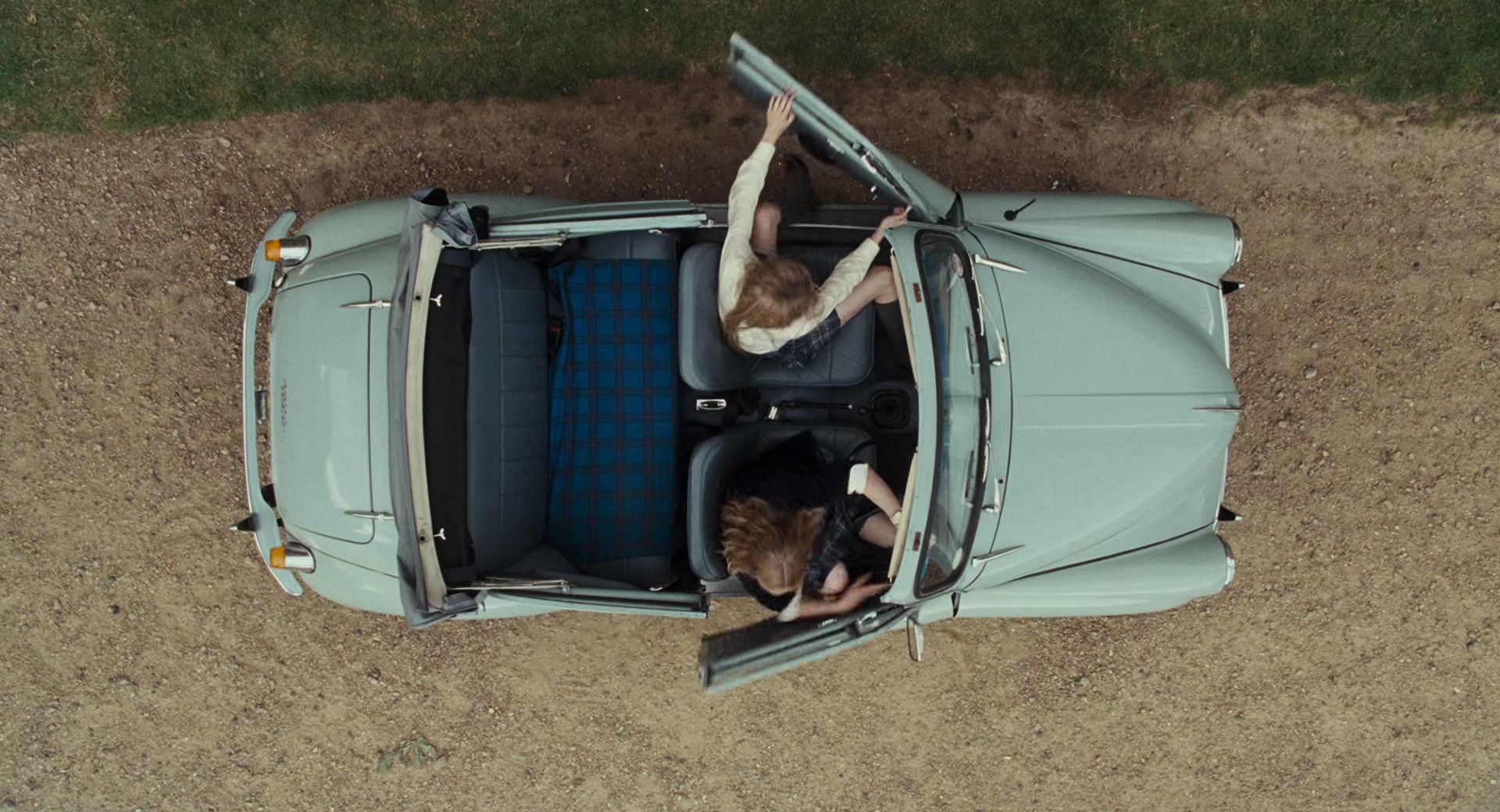 Wild_Child_2008_1080p_BluRay__05499.jpg
