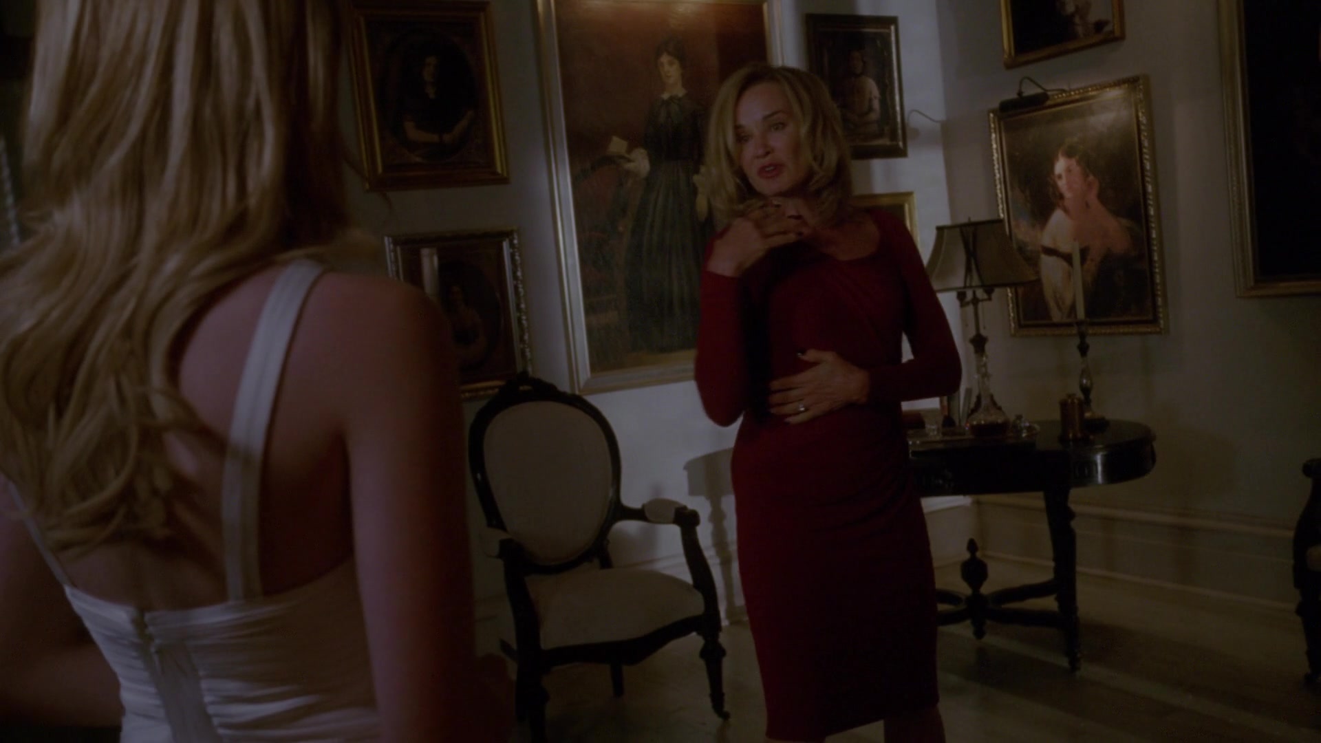 American_Horror_Story_S03E03_1080p_bluray_6848.jpg