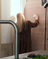 The_Kardashians_S04E10_Buckle_Up_and_Lets_Go_1080p__2425.jpg