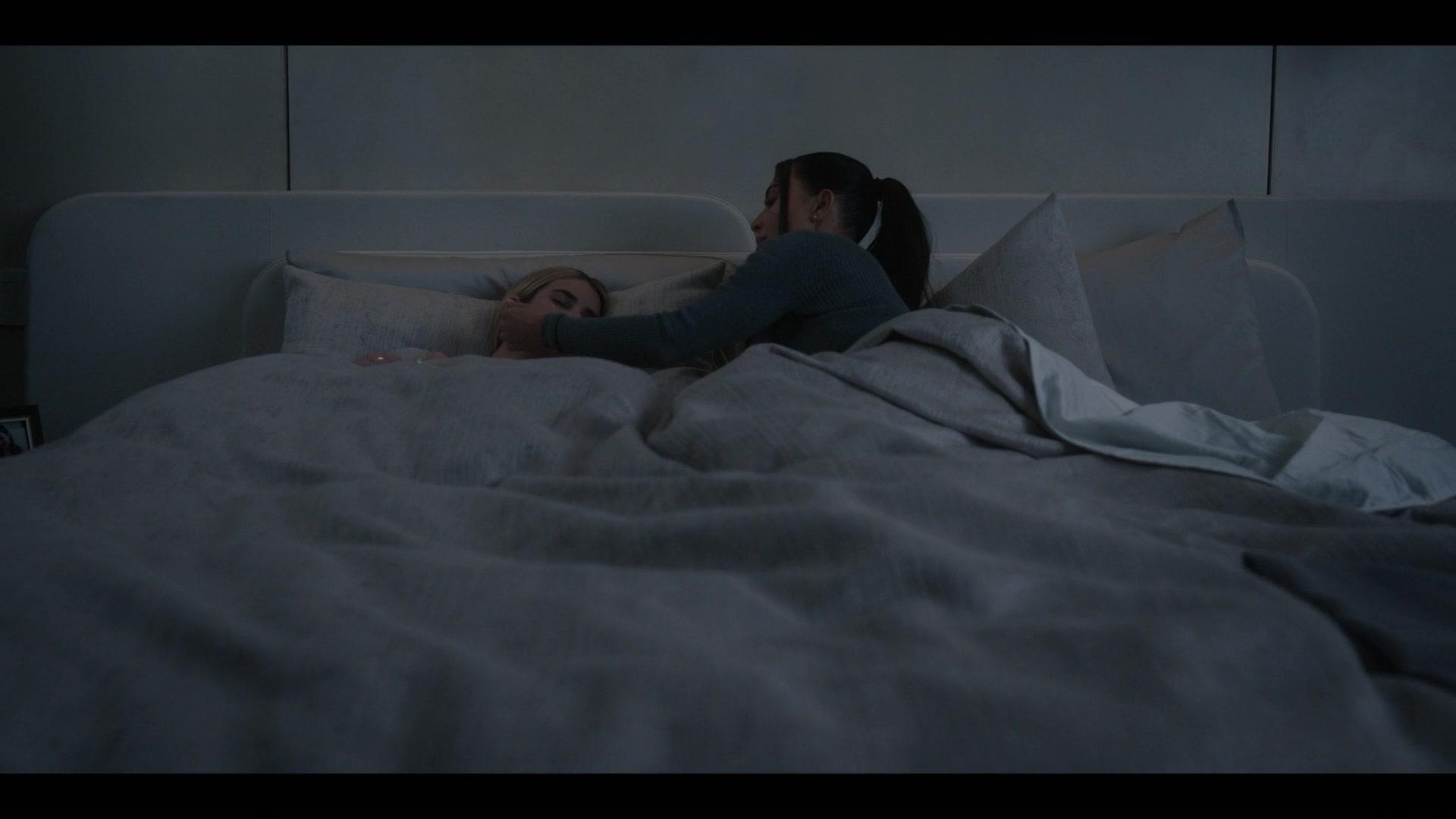 American_Horror_Story_S12E02_1080p__3394.jpg
