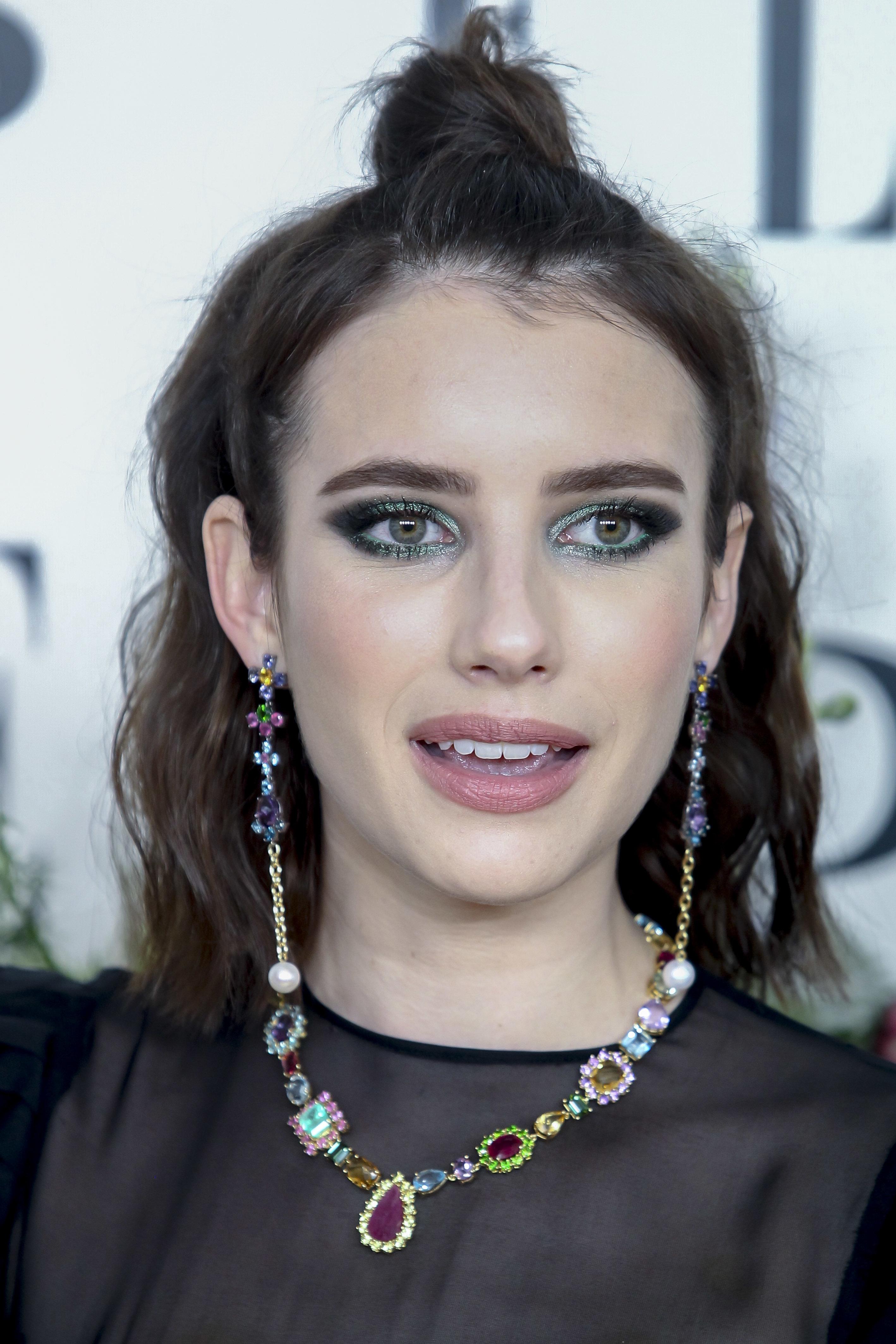 Photocall_ElleTributeEmma_Roberts_Spain_Arrivals_April_2019_289329.jpeg