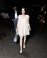 Arriving_VasJMroganMB_HalloweenParty_IHER_28429.jpg
