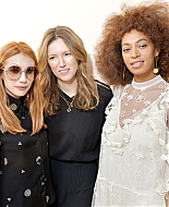 ChloeShow_PFW_Backstage_IHER_28929.jpg