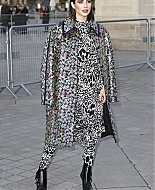 LouisVuittonShowPFW_Arrivals_March_2019_283729.jpg